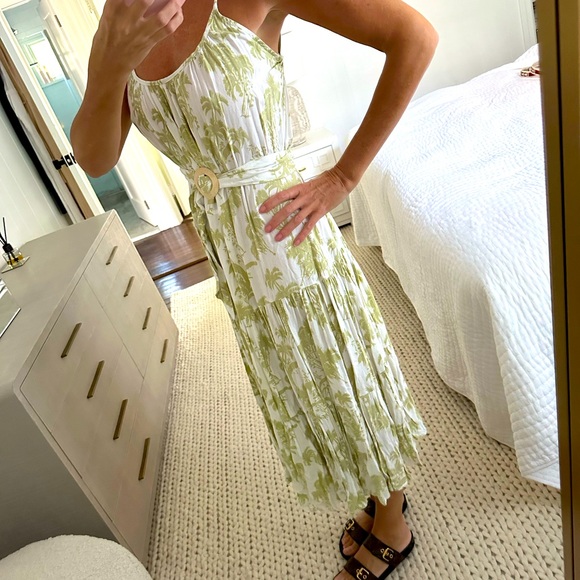 Palm tree tropical print sundress in lime green - Picture 6 of 10